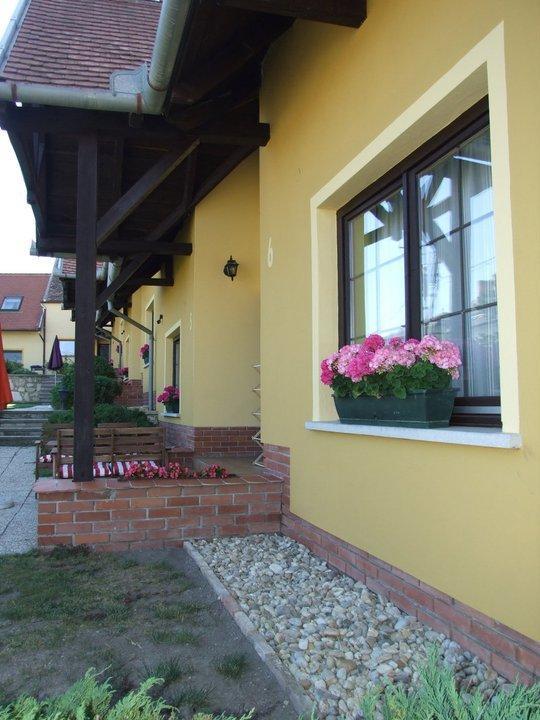 Huber Panzio Bed & Breakfast Fertőrákos Dış mekan fotoğraf